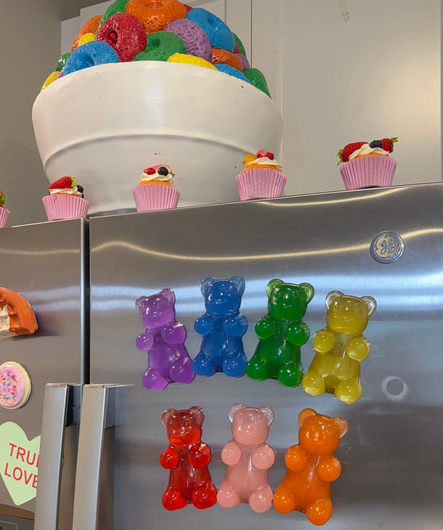 The Gummy Bear Magnets | 7 Pieces | Refrigerator magnets | by Waverly Vienna