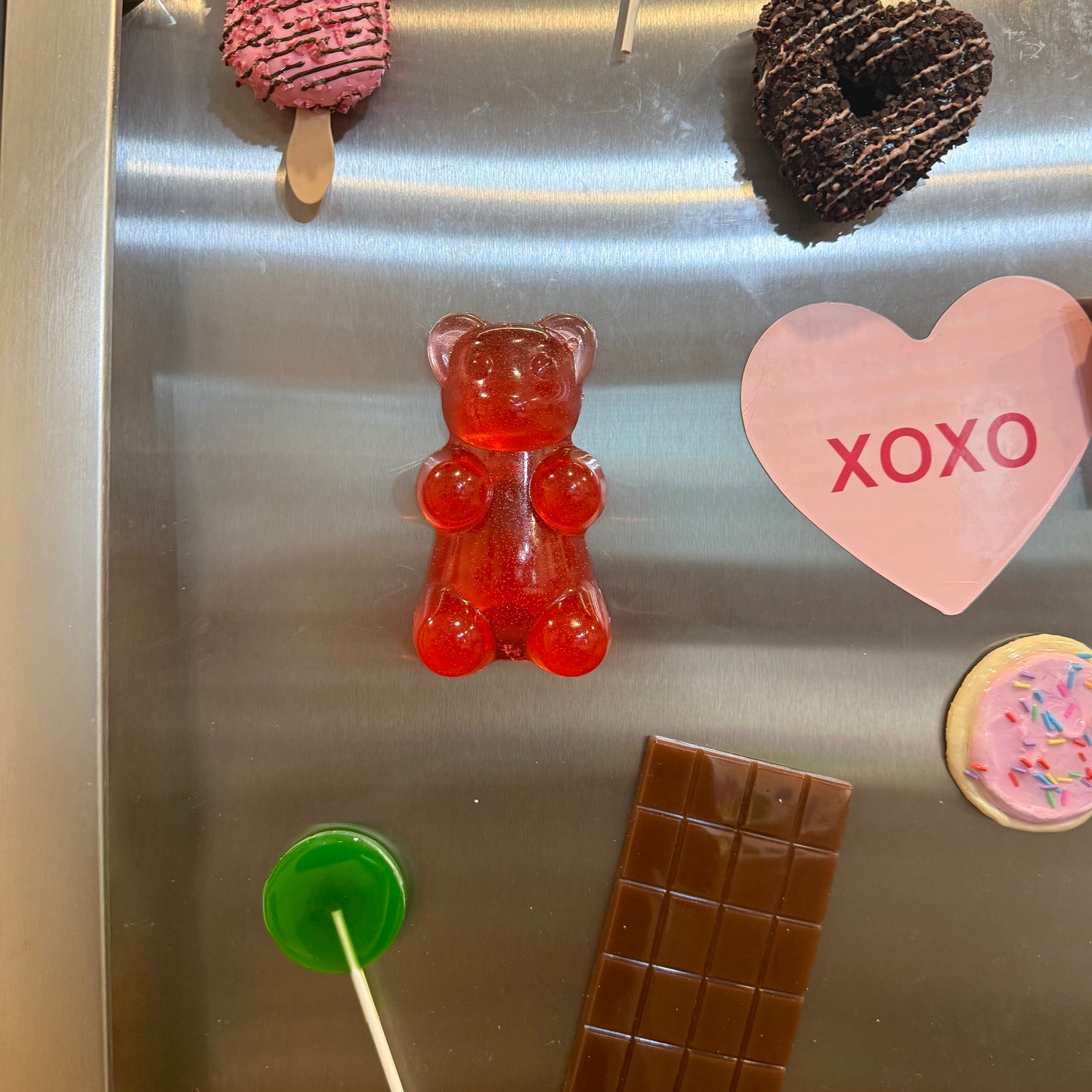 The Gummy Bear Magnets | 7 Pieces | Refrigerator magnets | by Waverly Vienna